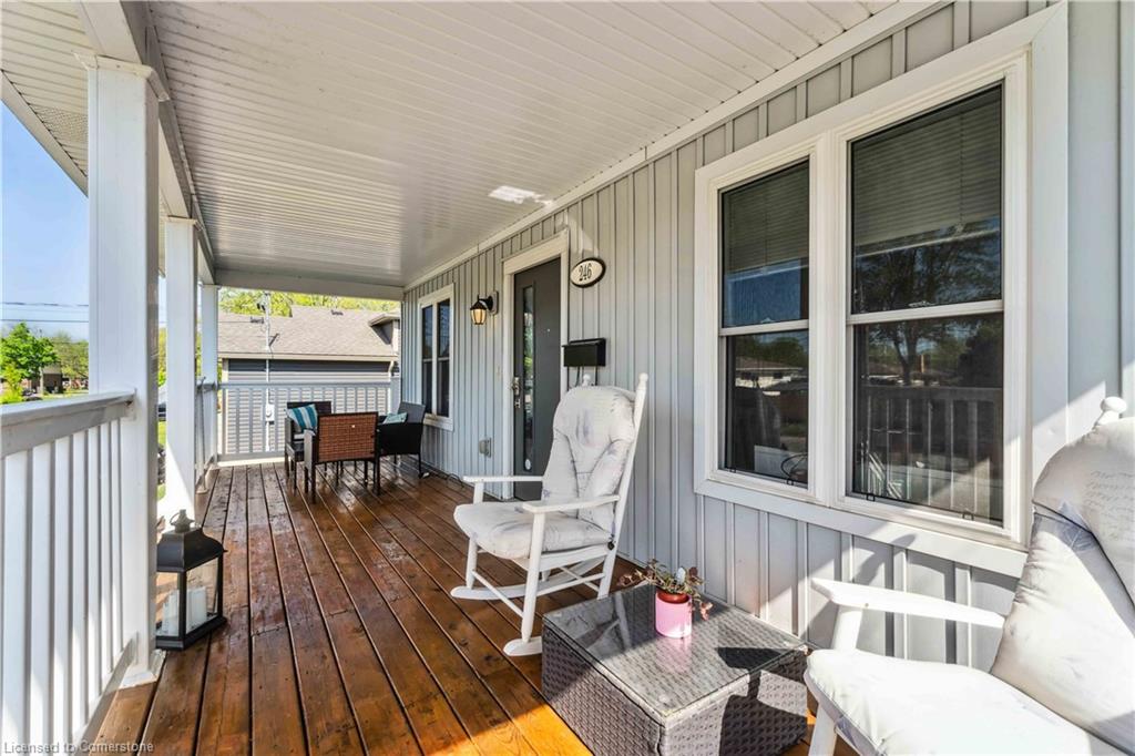 246 Martin Street Property Photo 6