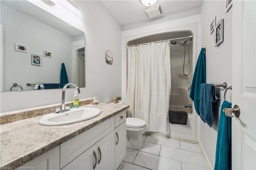 246 Martin Street Property Photo 26