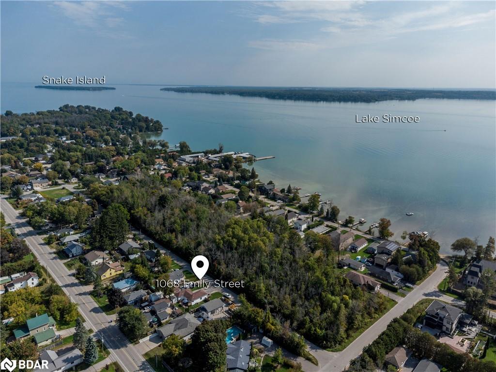 1068 Emily Street Property Photo 1