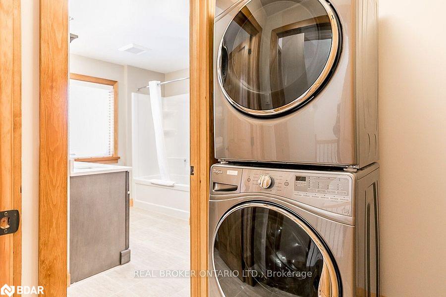 1b-1841 Muskoka Road 118 Road W Property Photo 19