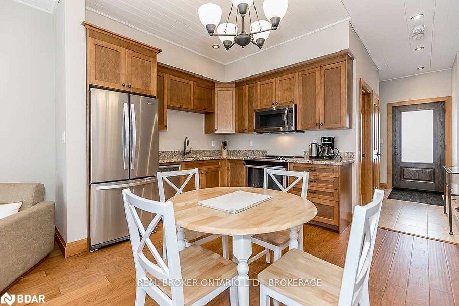 2b-1841 Muskoka Road 118 Road W Property Photo 5