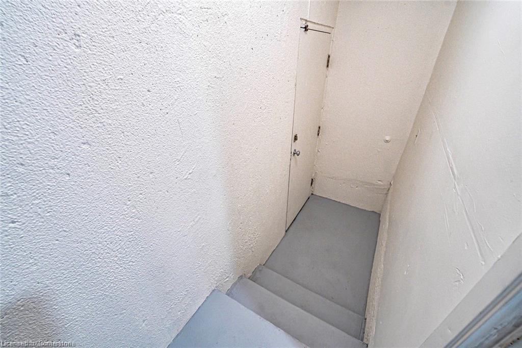 111-1050 Shawnmarr Road Property Photo 34