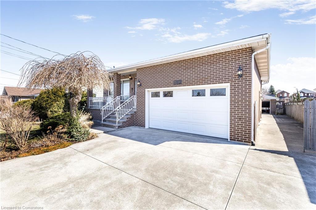 212 Margaret Avenue Property Photo 2