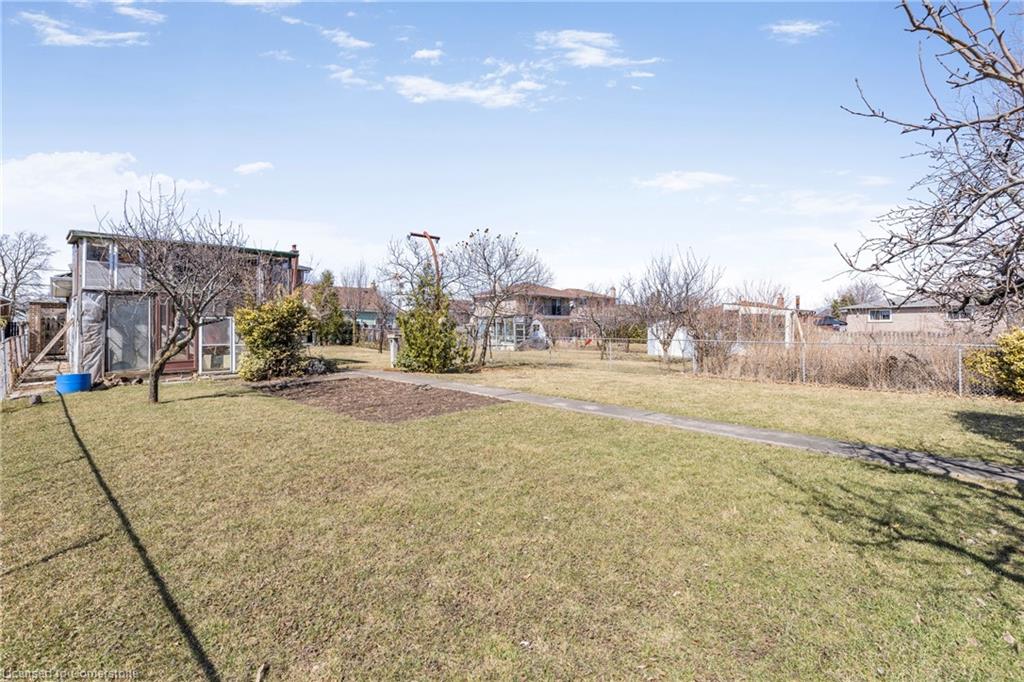 212 Margaret Avenue Property Photo 44