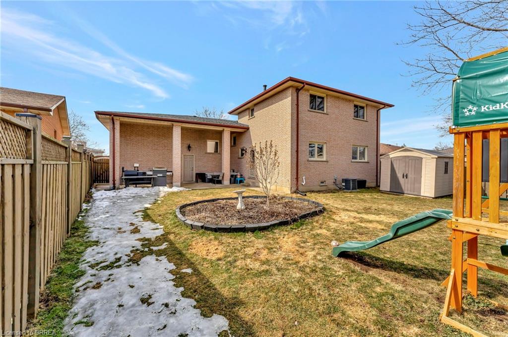 18 Sprucehill Drive Property Photo 42