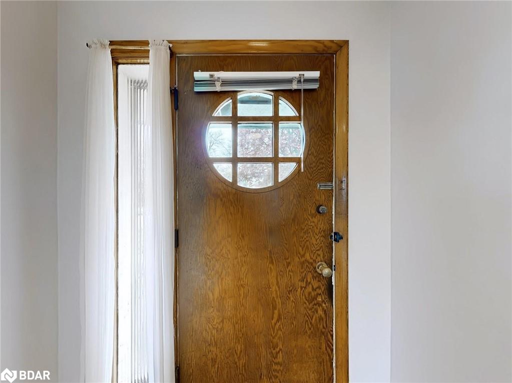 124 Mcelroy Road E Property Photo 15