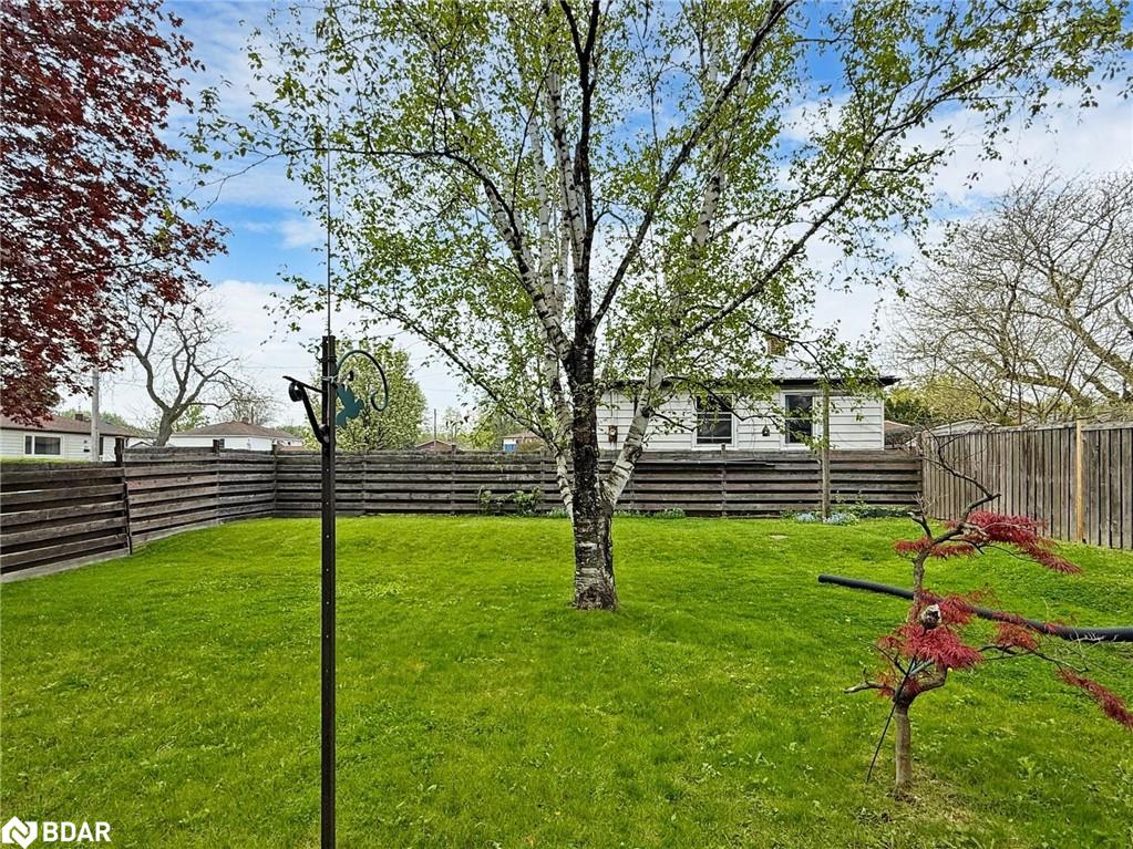 124 Mcelroy Road E Property Photo 35