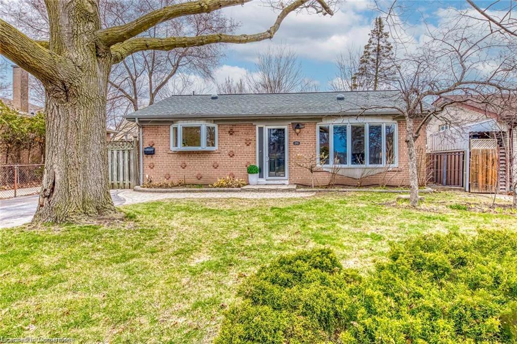 1293 Lewisham Drive Property Photo