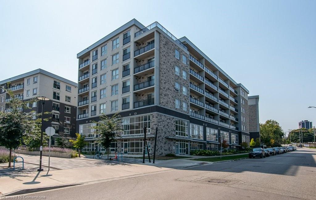 G202-275 Larch Street Property Photo 2