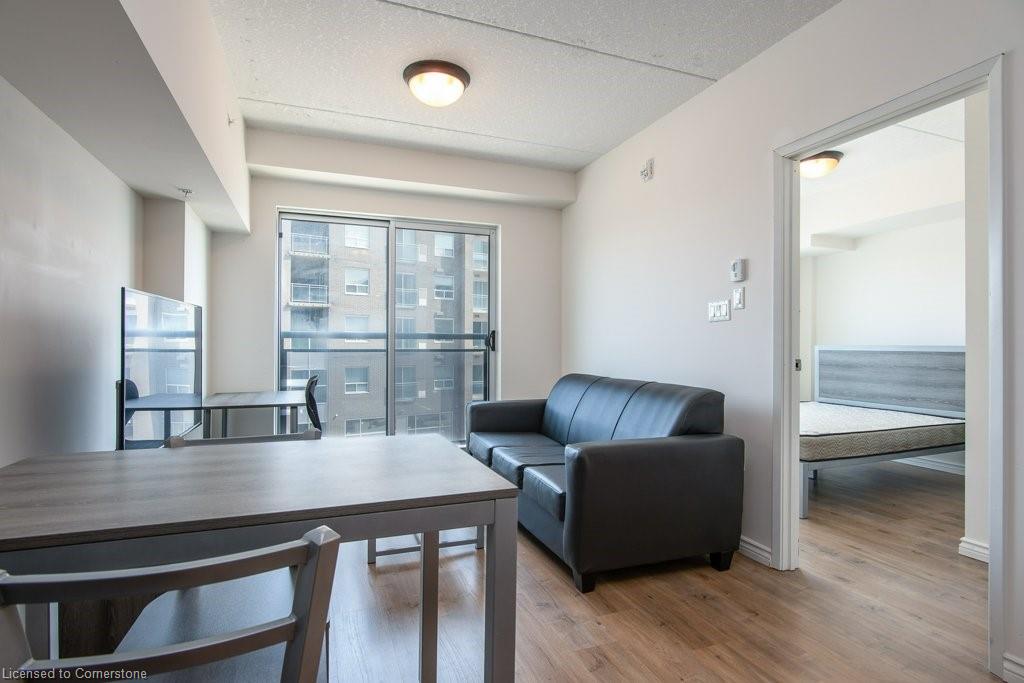 G202-275 Larch Street Property Photo 10