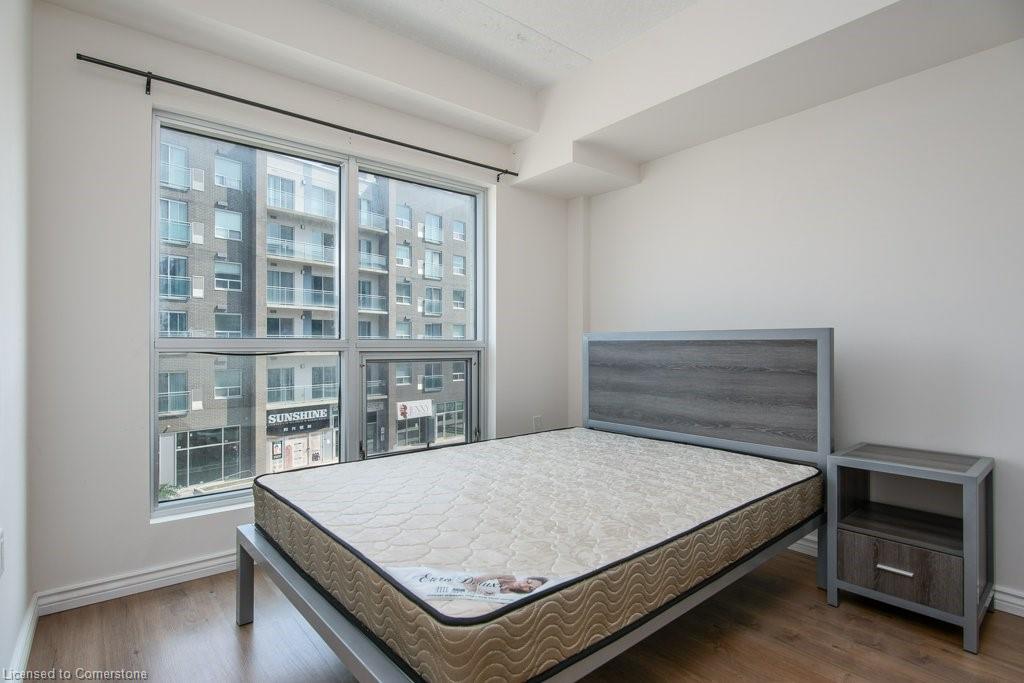 G202-275 Larch Street Property Photo 17