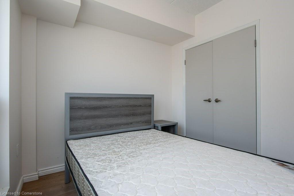 G202-275 Larch Street Property Photo 18