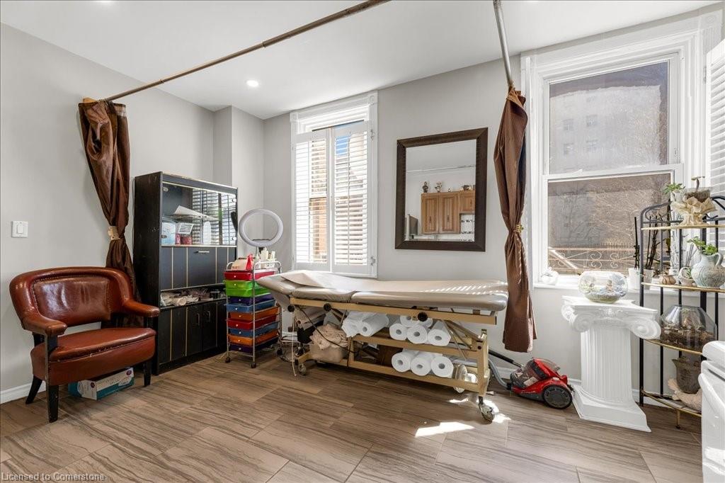 123 Market Street Property Photo 11