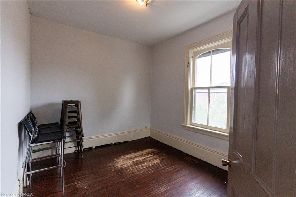 199 Brant Avenue Property Photo 25
