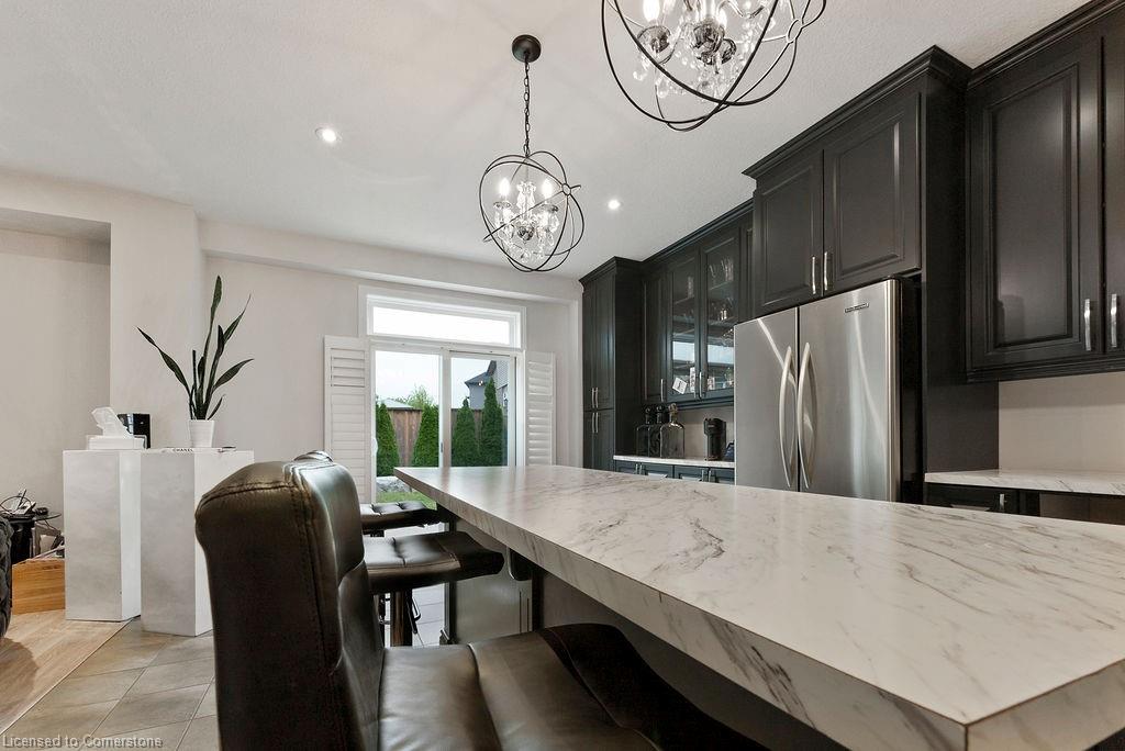 12 Ascoli Drive Property Photo 10