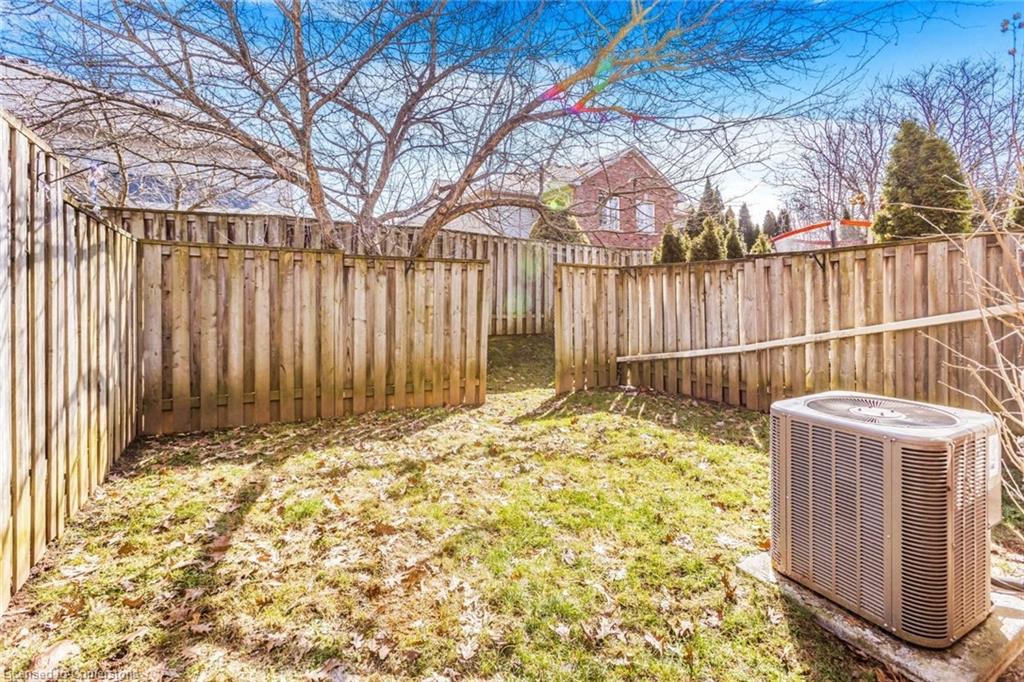 10-81 Valridge Drive Property Photo 18