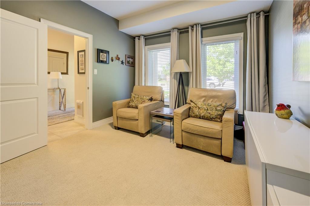 7-44 Flamboro Street Property Photo 4