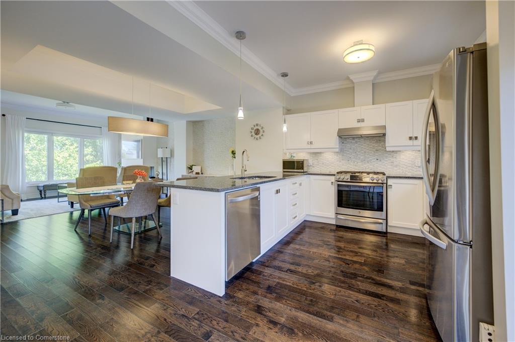 7-44 Flamboro Street Property Photo 10