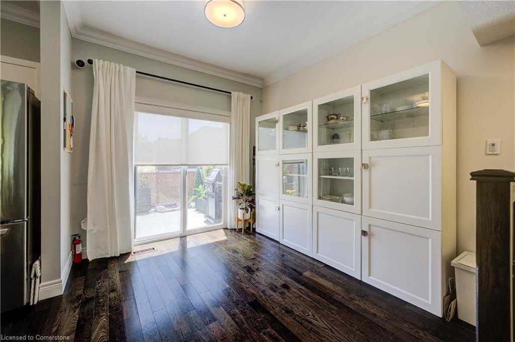 7-44 Flamboro Street Property Photo 11