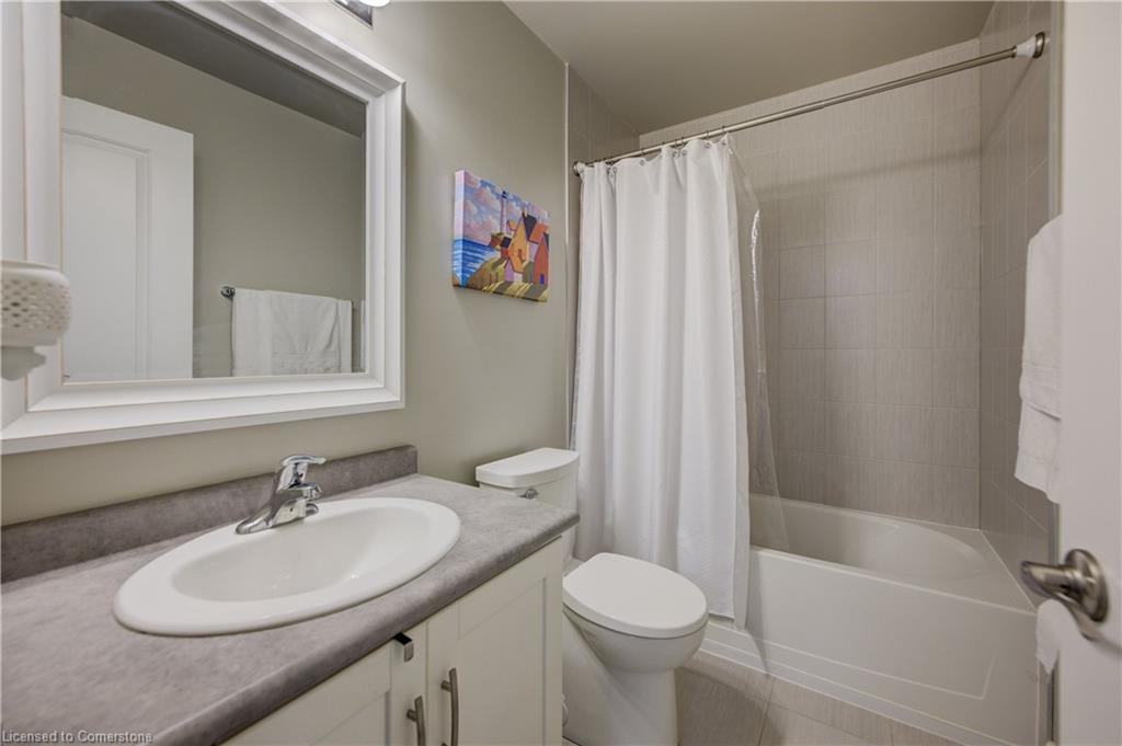 7-44 Flamboro Street Property Photo 23