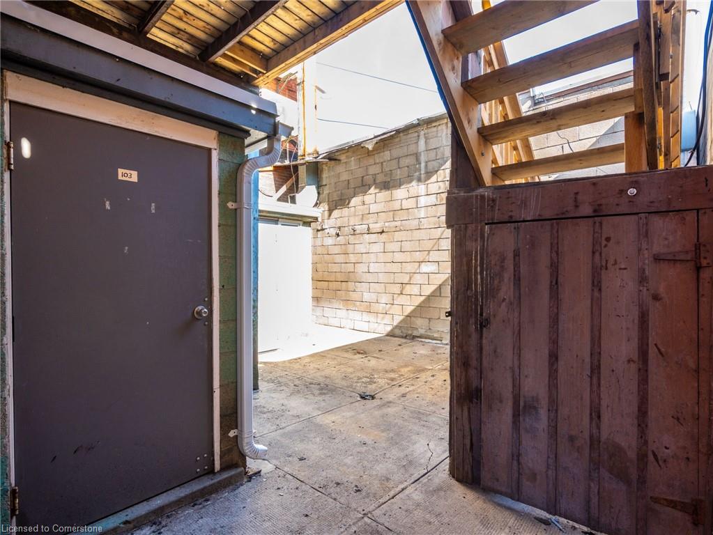 681 Barton Street Property Photo 17