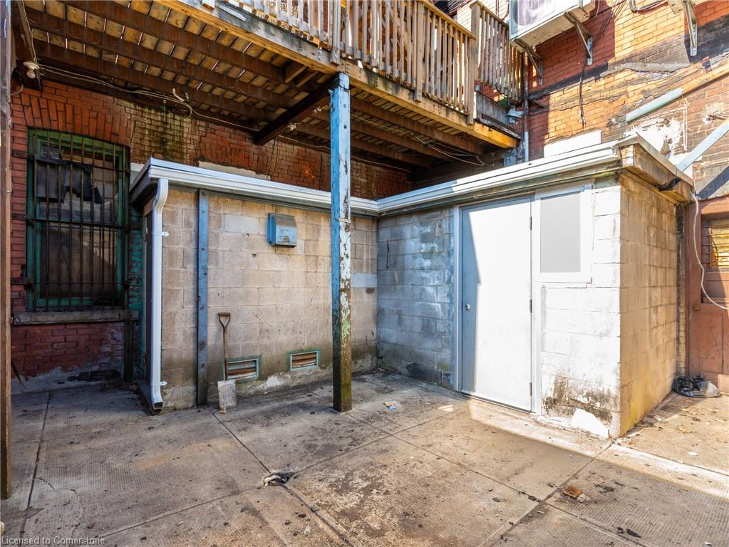 681 Barton Street Property Photo 19