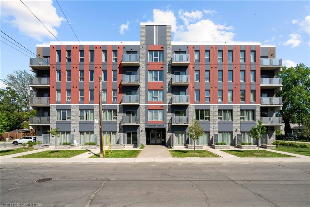 422-77 Leland Street Property Photo 1