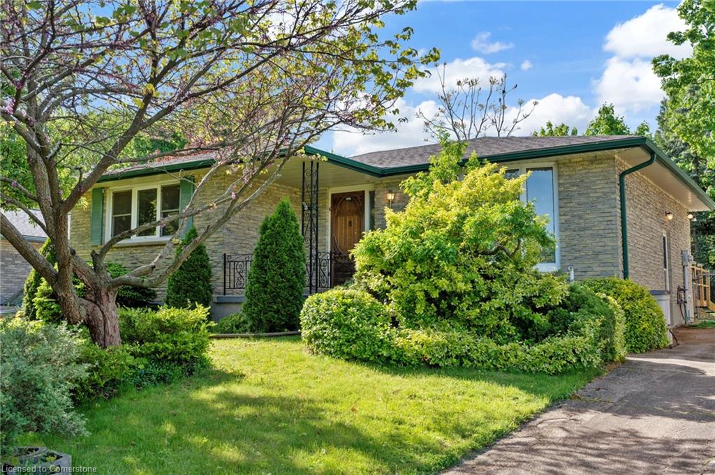 8 Grenada Drive Property Photo 1