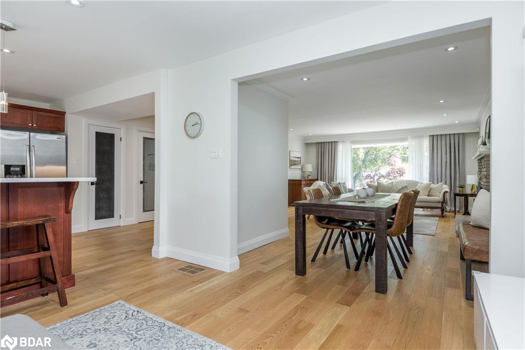 296 Codrington Street Property Photo 8