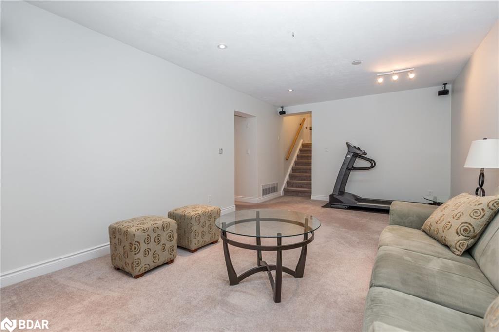 296 Codrington Street Property Photo 26