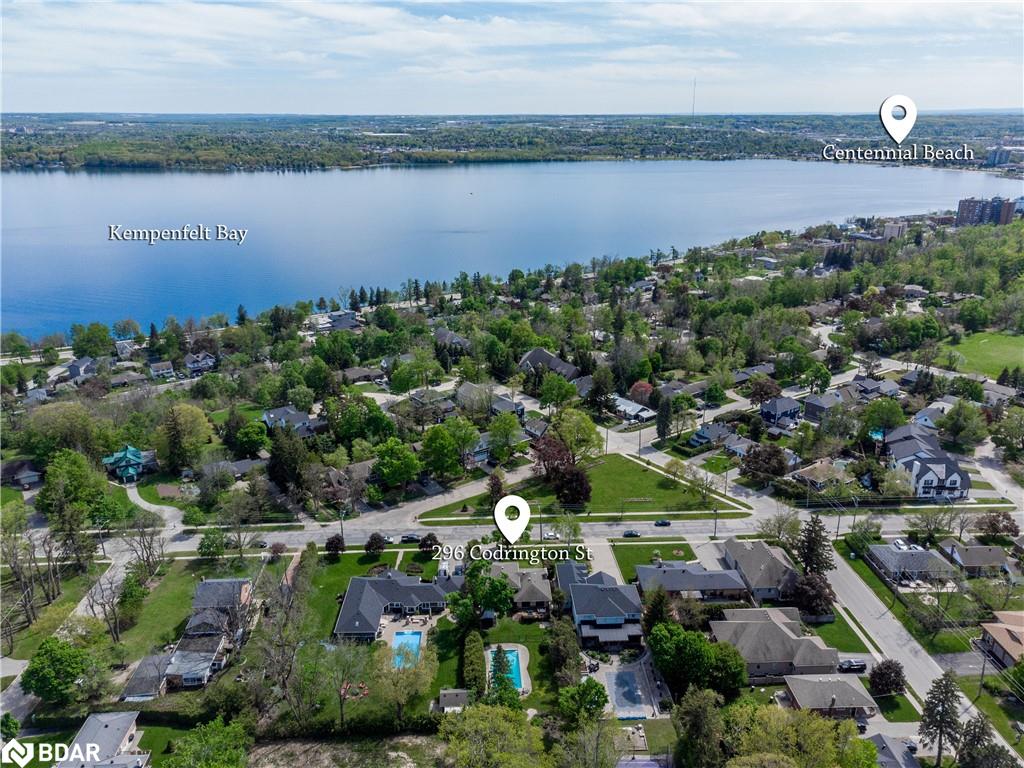 296 Codrington Street Property Photo 37