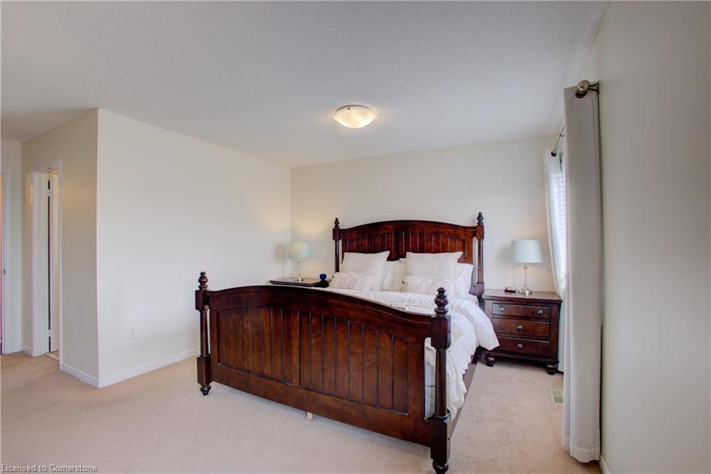 27 Portrush Trail Property Photo 15