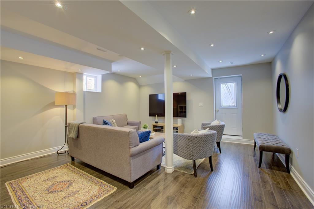 27 Portrush Trail Property Photo 22