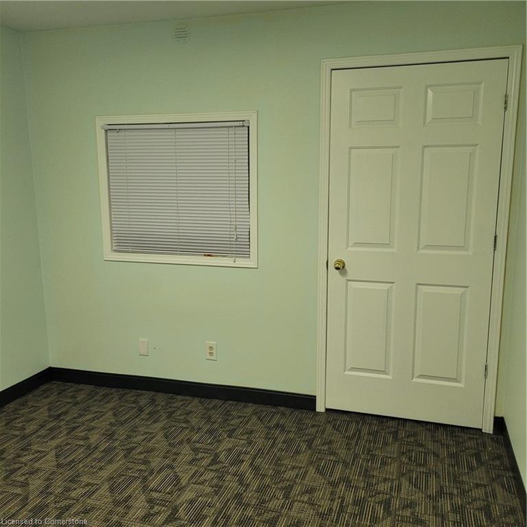 382 Queen Street Property Photo 15