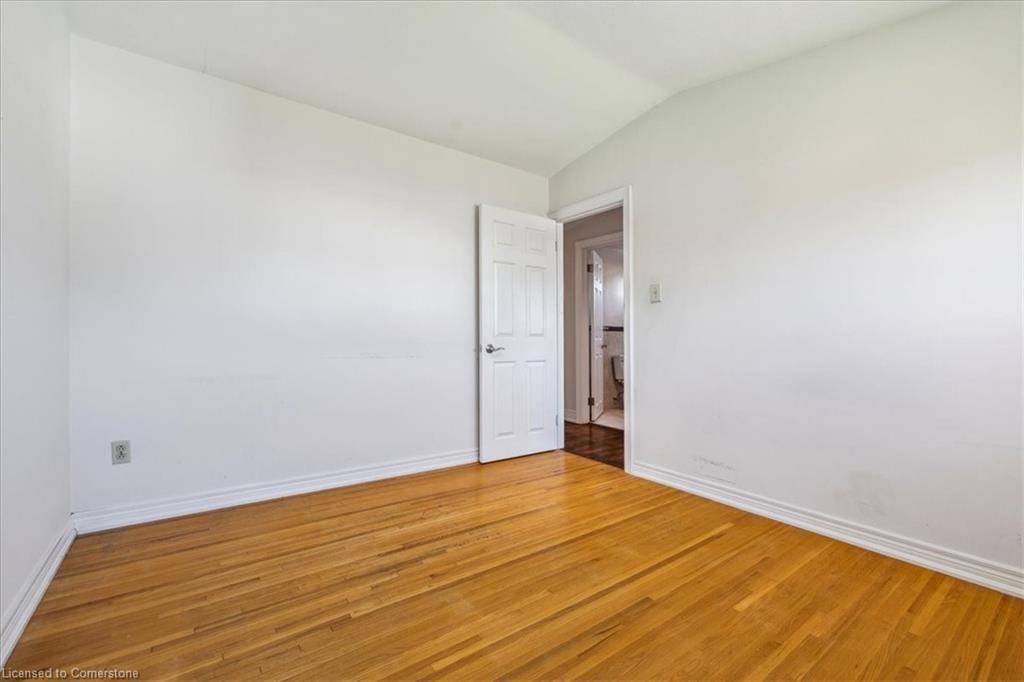 108 Nash Road S Property Photo 28