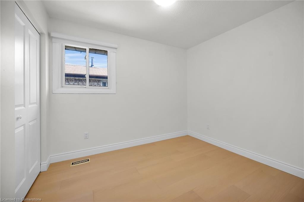 567 Queen Victoria Drive Property Photo 28