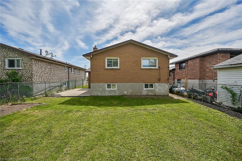 567 Queen Victoria Drive Property Photo 46