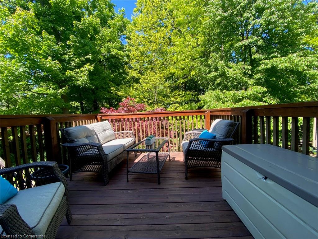 3-348 Highland Road W Property Photo 1
