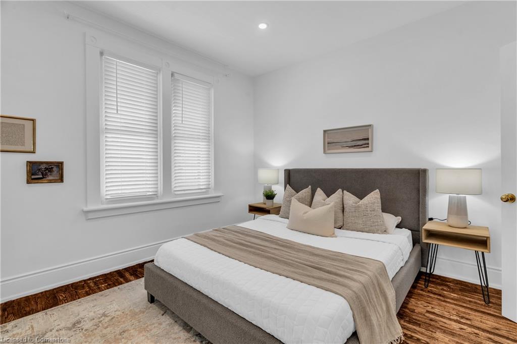 52 Henry Street Property Photo 12