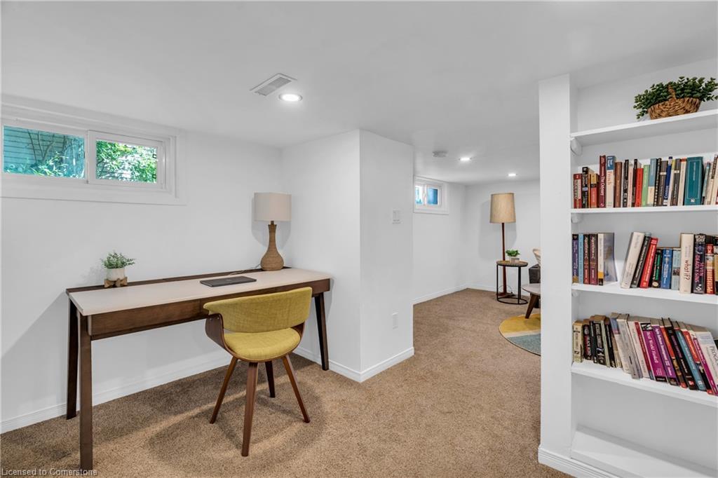 52 Henry Street Property Photo 22