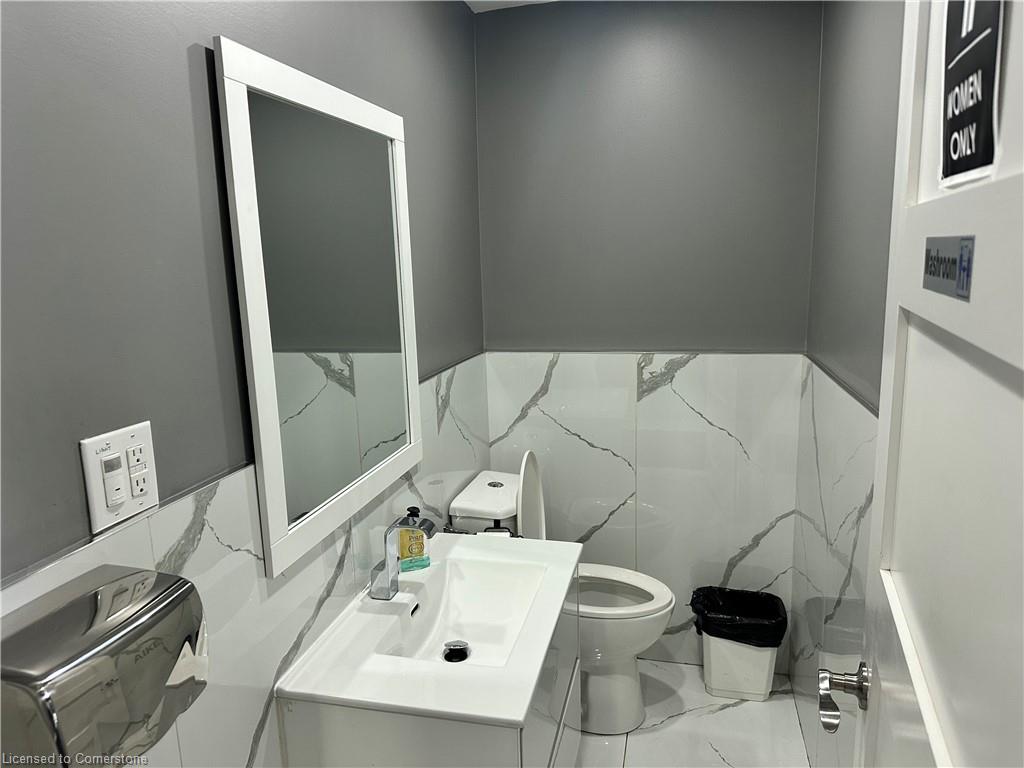14 Stafford Drive Property Photo 11