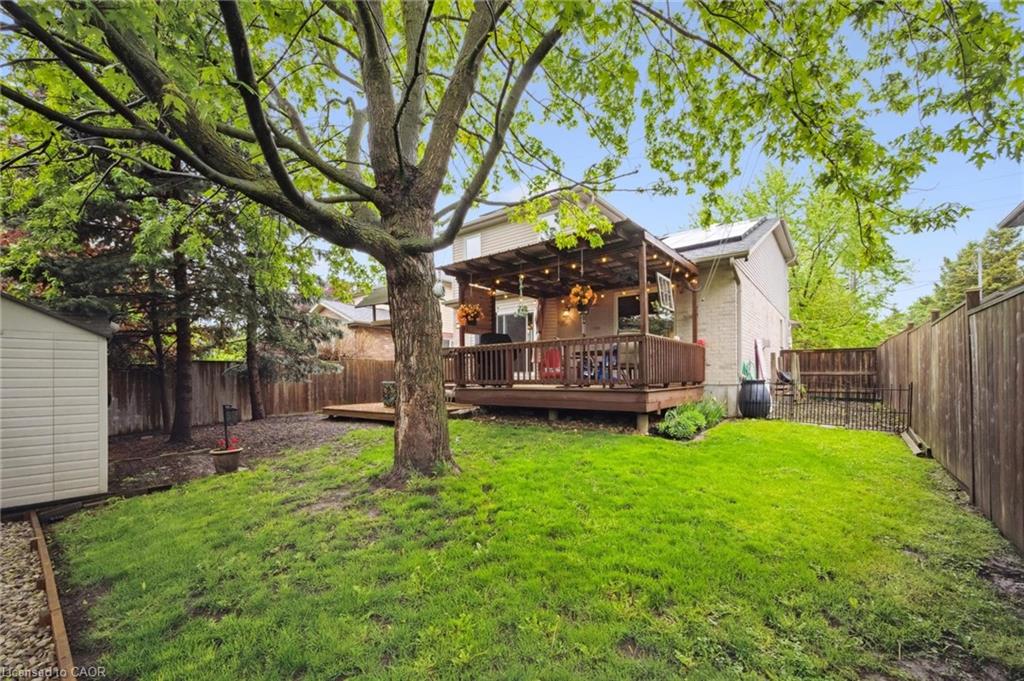 9 Park Avenue E Property Photo 38