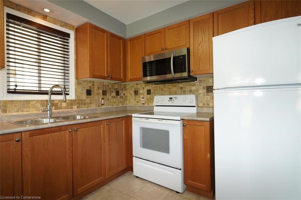 548 Falconridge Drive Property Photo 12