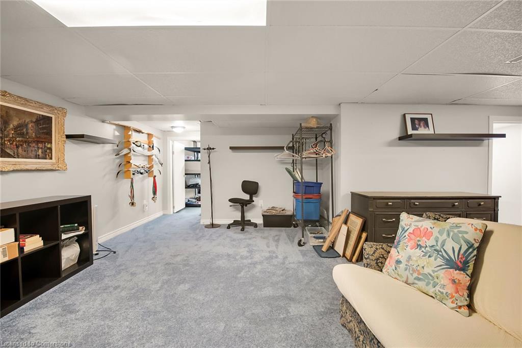 77 Arcade Crescent Property Photo 34