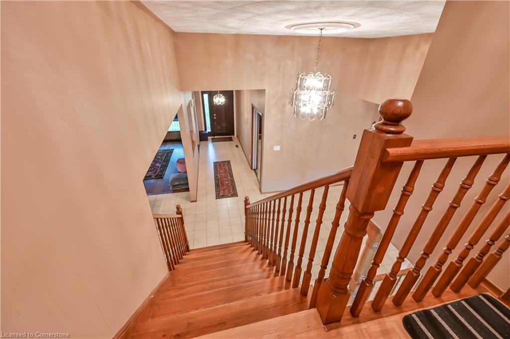 30 Goldcrest Drive Property Photo 16
