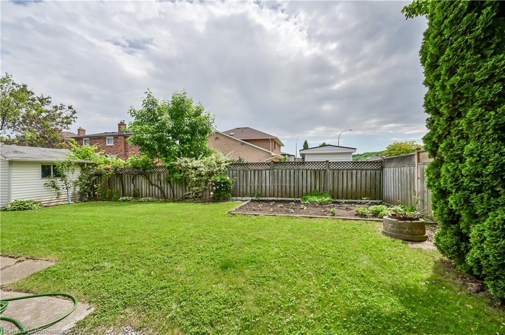 30 Goldcrest Drive Property Photo 35
