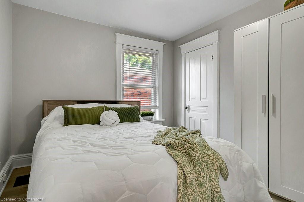 107 Barrie Street Property Photo 22