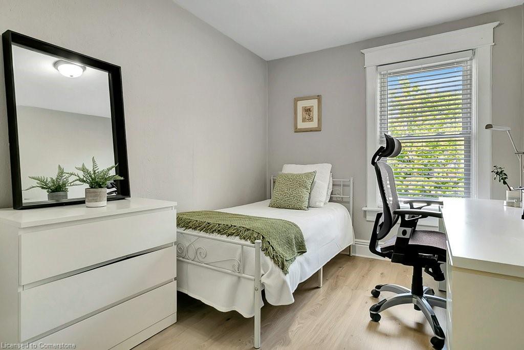 107 Barrie Street Property Photo 26