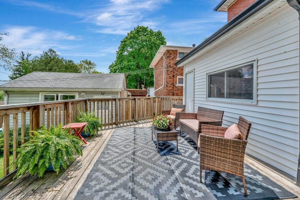 107 Barrie Street Property Photo 39