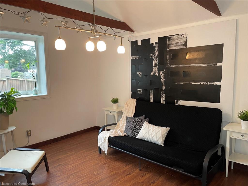 107 Barrie Street Property Photo 43